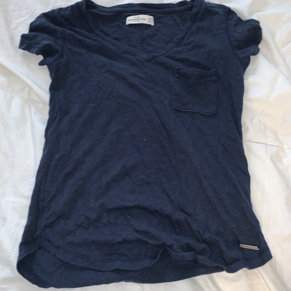 Abercrombie & Fitch simple pocket tee